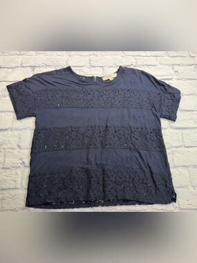 LOFT  Navy Lace-Trim Short Sleeve Top. Size Small. Wear to Work.